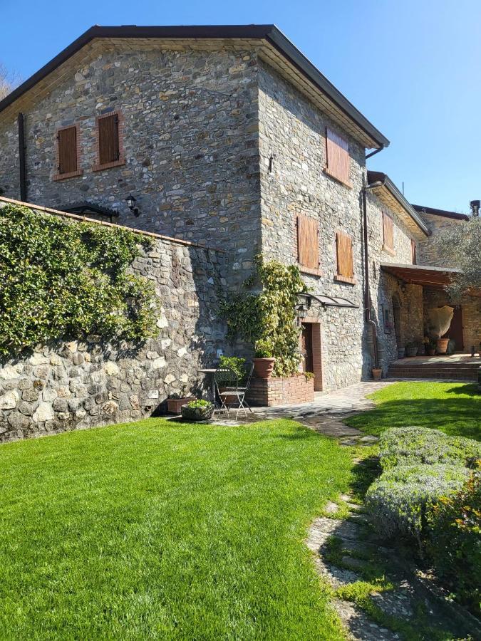 Old Village Linda - Tra Lunigiana & Cinque Terre Comano  Exterior photo